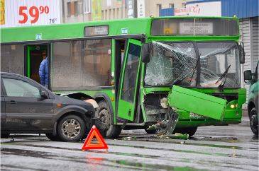 What to Do If You Witness a Bus Accident in Arizona