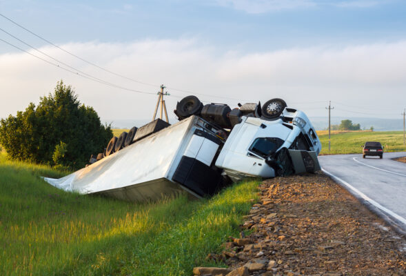 The Benefits of Hiring an Experienced Arizona Truck Accident Lawyer