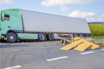 Understanding the Immediate Steps After a Truck Accident in Arizona